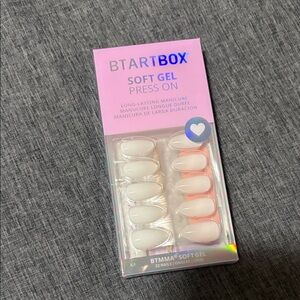 Soft Gel Press-On Nails - Elegant White and Pink